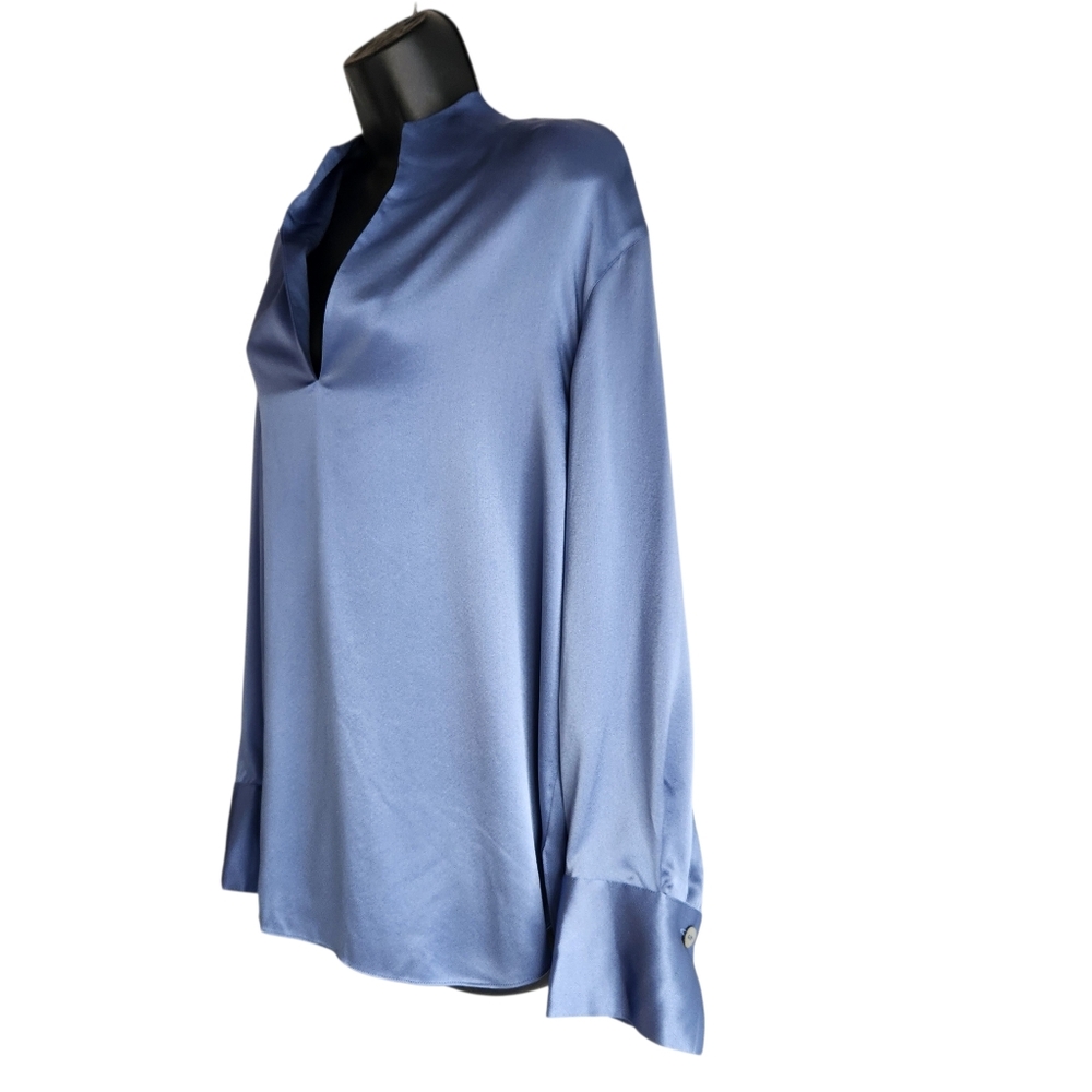 Vince Silk Long Sleeve Blouse Size Medium Coastal Blue New With Tags Retail $375 - Picture 4 of 12